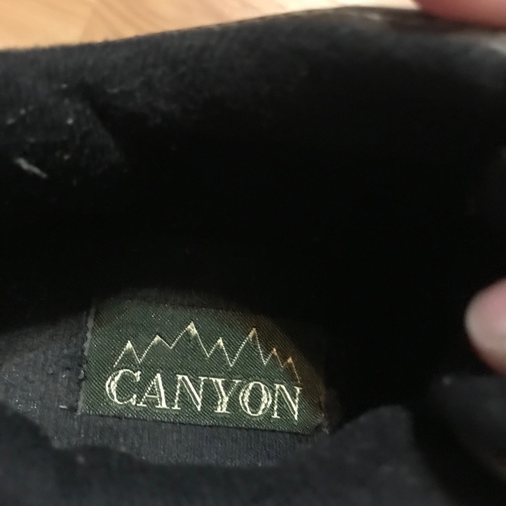 COPY - Work Shoes - Picture 3 of 6